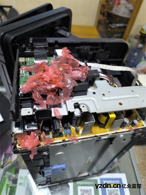 HP 126A打印机，老鼠进打印里破坏打印机主板维修